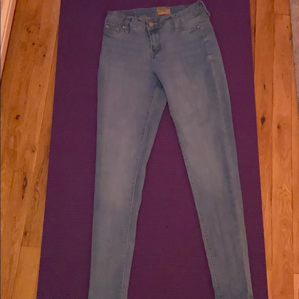 CELEBRITY PINK JEANS